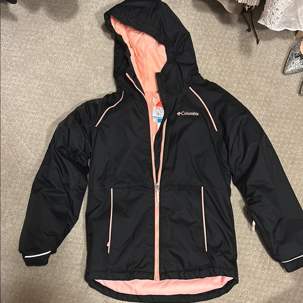 Colombia Action II Alpine Jacket, Big Kids size 10/12. Worn once
